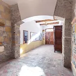 Studio Dans L\'Eglise Du Couvent